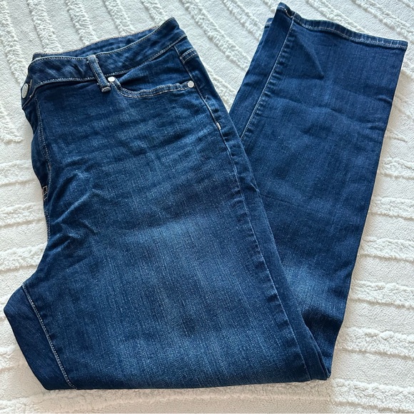 Simply Vera Vera Wang | Straight Leg Jeans - Picture 2 of 5